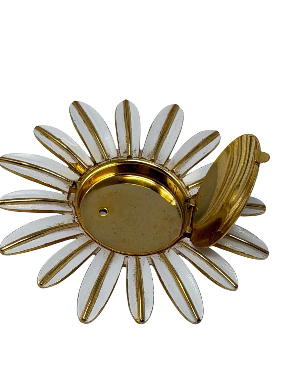 Vintage 1970s AVON daisy Perfume Locket Brooch Gold Tone & White Enamel